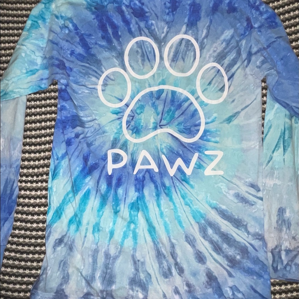 Pawz Tee